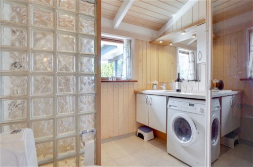 Photo 7 - Maison de 3 chambres à Vesterø Havn avec terrasse et sauna