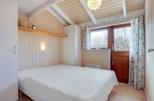 Photo 5 - Maison de 3 chambres à Vesterø Havn avec terrasse et sauna