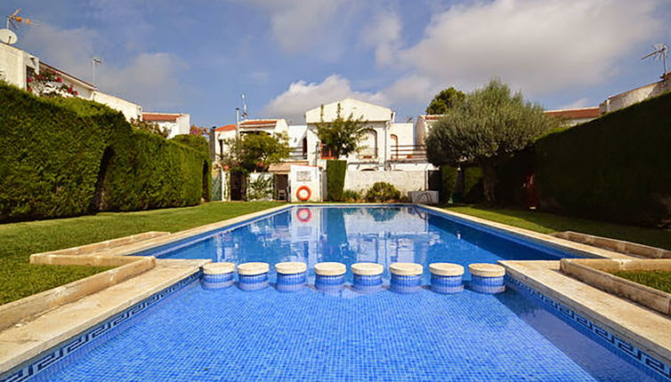 Photo 1 - Maison de 2 chambres à Mont-roig del Camp avec piscine et vues à la mer