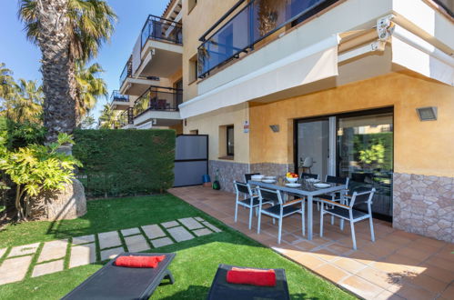 Photo 15 - Appartement de 3 chambres à Castell-Platja d'Aro avec piscine et vues à la mer