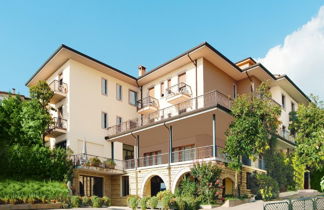 Foto 2 - Appartamento con 2 camere da letto a Costermano sul Garda con piscina e vista sulle montagne