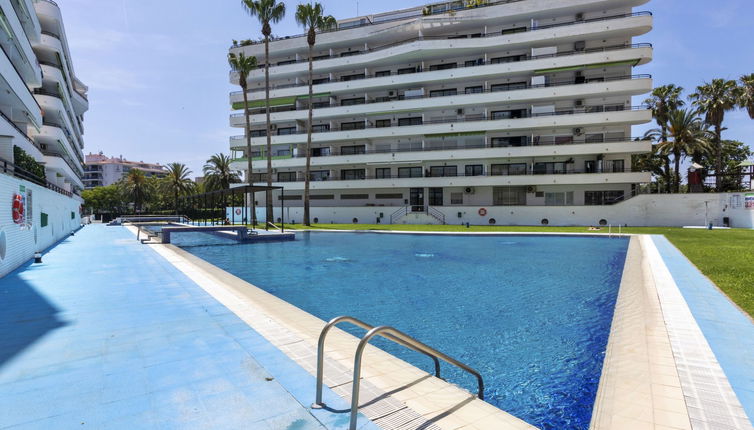 Foto 1 - Apartamento de 1 quarto em Salou com piscina e jardim