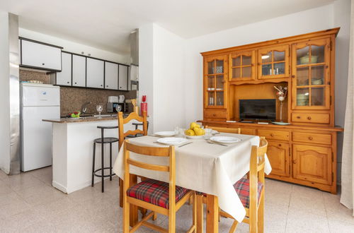 Foto 10 - Apartment mit 1 Schlafzimmer in Salou mit schwimmbad und garten