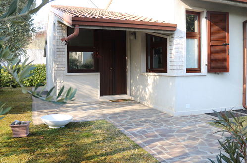 Photo 37 - 3 bedroom House in Lazise with garden and hot tub