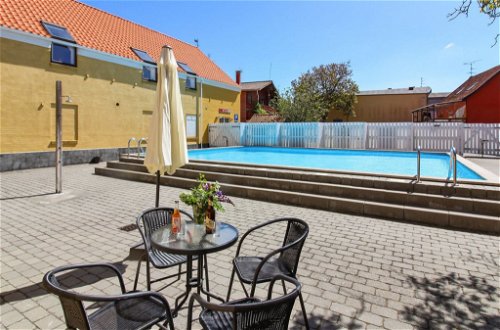 Photo 2 - Appartement de 2 chambres à Gudhjem avec piscine