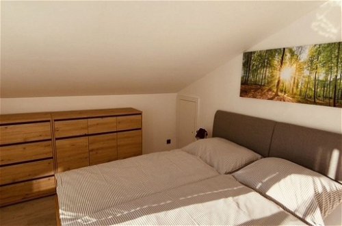 Foto 12 - Appartamento con 2 camere da letto a Harrachov con giardino