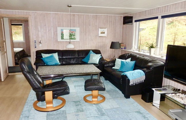 "Gudrid" - 500m from the sea - Foto 18