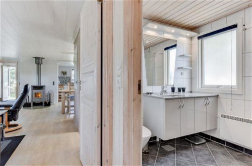 Foto 13 - Casa de 3 habitaciones en Rindby Strand con terraza y sauna