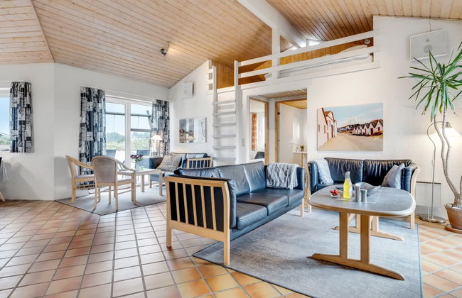 Casa de 4 quartos em Klitmøller com piscina privada e terraço - Foto 38