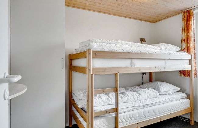 Casa de 4 quartos em Klitmøller com piscina privada e terraço - Foto 9