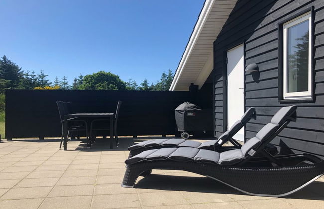 Casa de 4 quartos em Blokhus com piscina privada e terraço - Foto 10