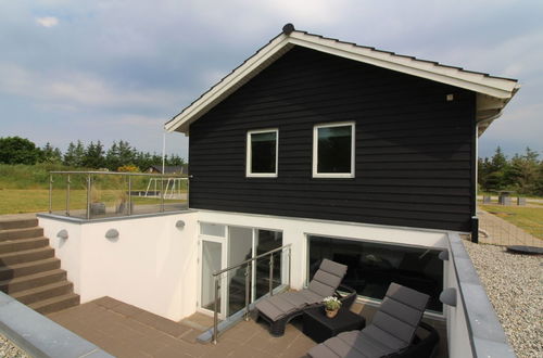 Foto 11 - Casa con 4 camere da letto a Blokhus con piscina privata e terrazza