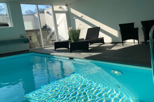 Foto 2 - Casa de 4 habitaciones en Blokhus con piscina privada y terraza