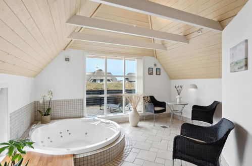 Foto 18 - Casa con 4 camere da letto a Blåvand con terrazza e sauna