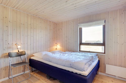 Foto 10 - Casa con 3 camere da letto a Harrerenden con terrazza e sauna