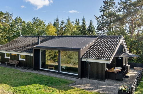 Photo 1 - Maison de 4 chambres à Ebeltoft avec terrasse et sauna