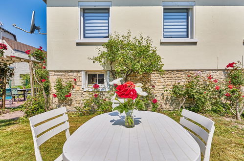 Photo 22 - 3 bedroom House in Cabourg with garden and sea view