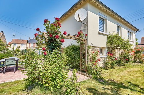 Photo 15 - Maison de 3 chambres à Cabourg avec jardin et vues à la mer