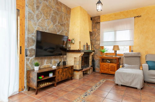 Photo 8 - 4 bedroom House in Maçanet de la Selva with private pool and garden