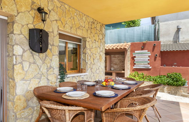 Casa de 5 quartos em Maçanet de la Selva com piscina privada e jardim - Foto 19