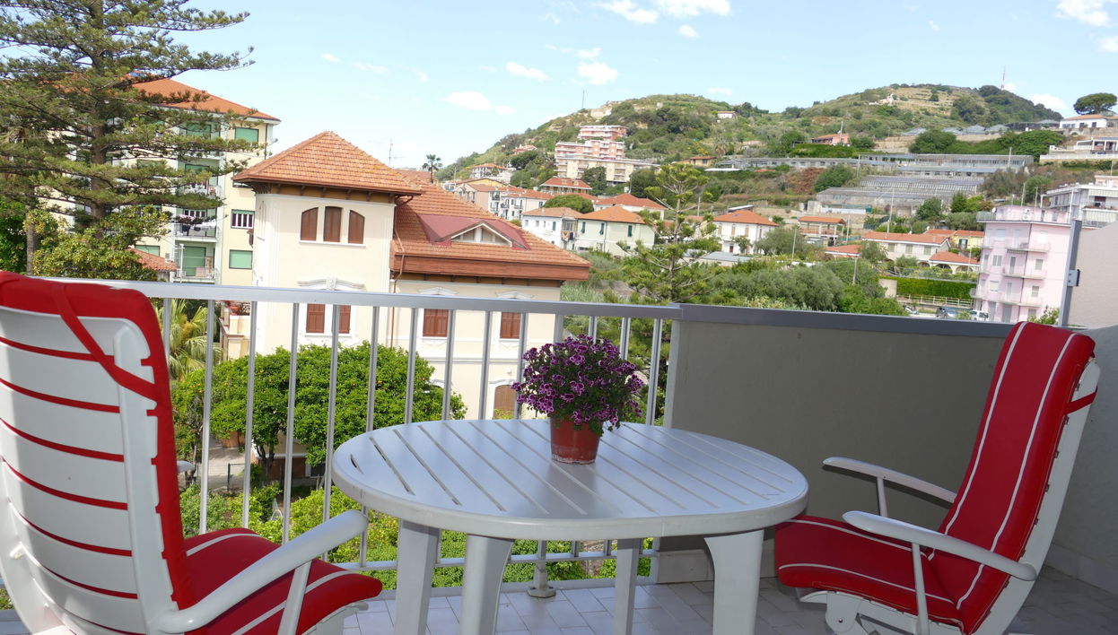 Appartement de 2 chambres à Riva Ligure avec jardin - Photo 1