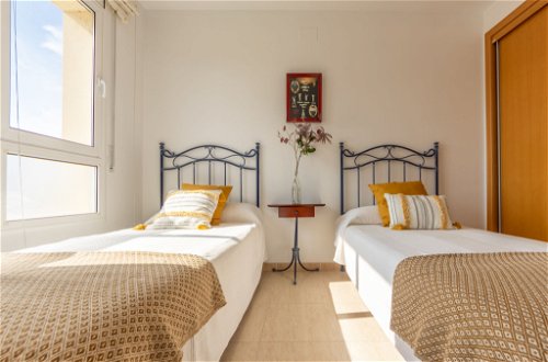 Foto 18 - Appartamento con 3 camere da letto a l'Ampolla con vista mare