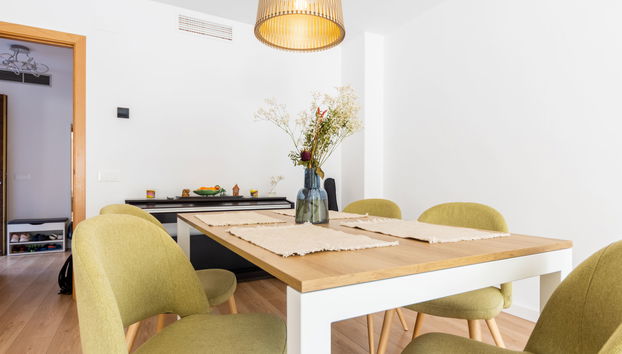 Casa de 4 quartos em Torredembarra com jardim e terraço - Foto 2