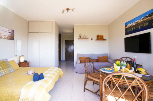 Foto 10 - Apartamento de 1 habitación en Portimão con vistas al mar