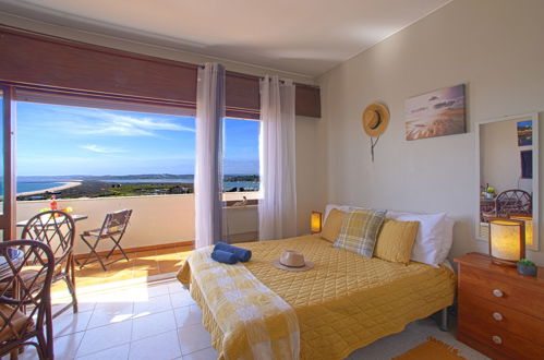 Foto 2 - Appartamento con 1 camera da letto a Portimão con vista mare