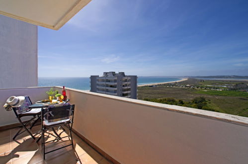 Foto 14 - Apartamento de 1 habitación en Portimão con vistas al mar