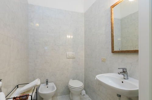 Photo 17 - 1 bedroom Apartment in Cerreto Guidi with swimming pool and garden