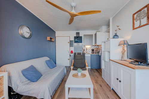 Foto 10 - Apartamento de 1 habitación en Le Barcarès con vistas al mar
