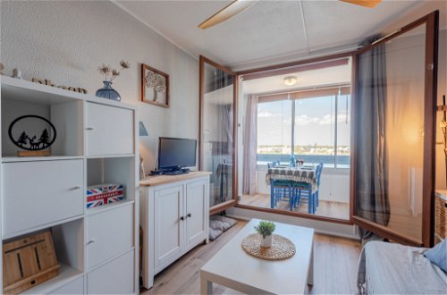 Foto 4 - Apartamento de 1 habitación en Le Barcarès con vistas al mar