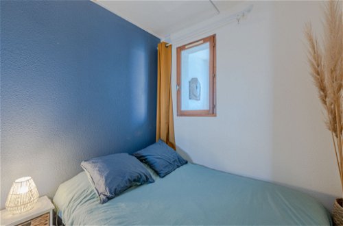 Foto 21 - Appartamento con 1 camera da letto a Le Barcarès con vista mare