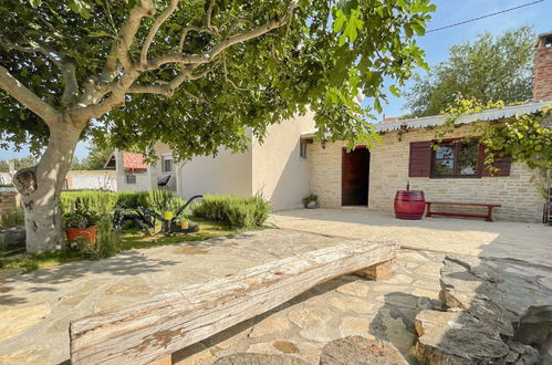 Photo 45 - Maison de 5 chambres à Benkovac avec piscine privée et terrasse