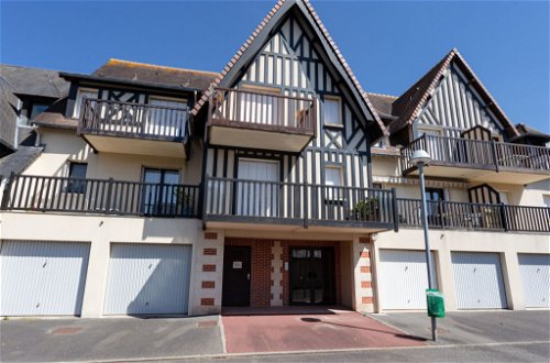 Photo 15 - 1 bedroom Apartment in Cabourg with sea view