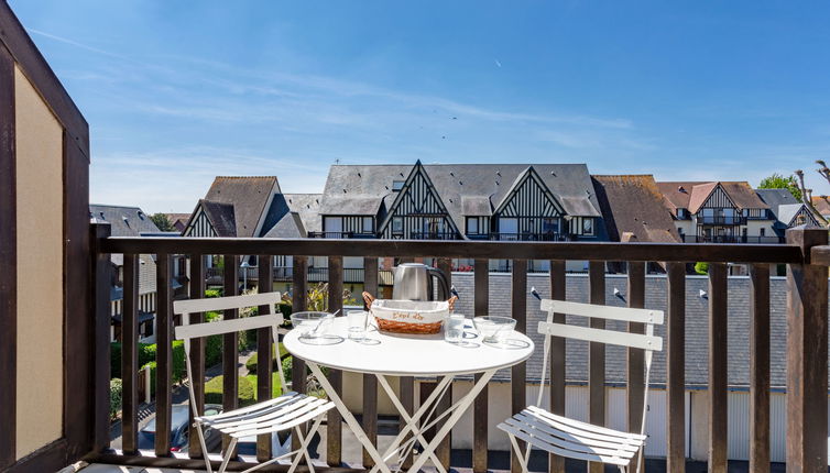 Foto 1 - Apartamento de 1 habitación en Cabourg con vistas al mar