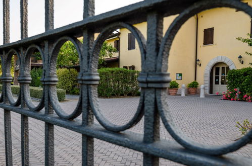 Photo 38 - Appartement de 2 chambres à Desenzano del Garda avec piscine et jardin