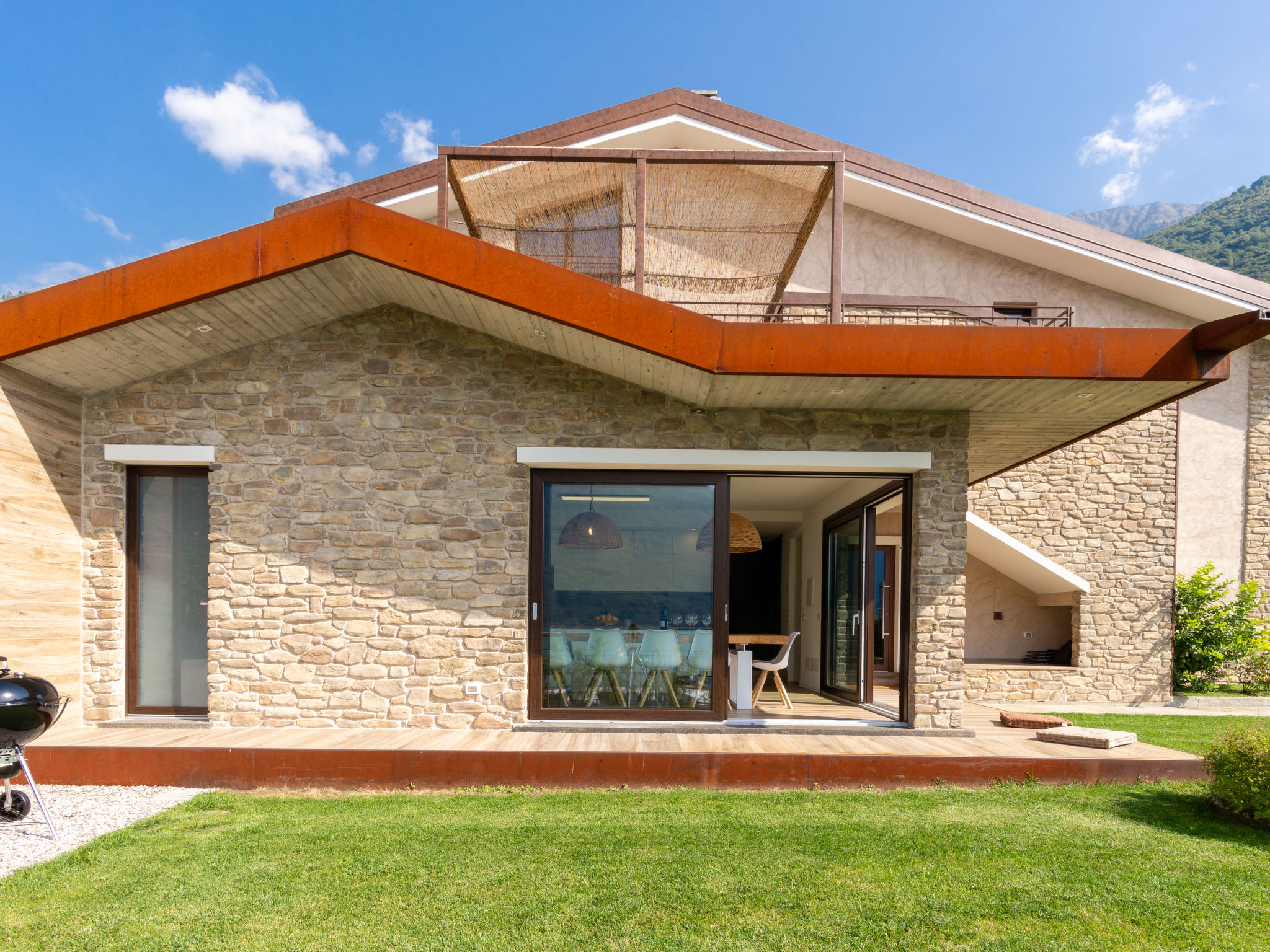 Foto 48 - Casa con 4 camere da letto a Verceia con giardino e terrazza