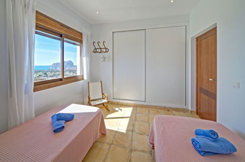 Foto 17 - Casa de 3 quartos em Calp com piscina privada e vistas do mar