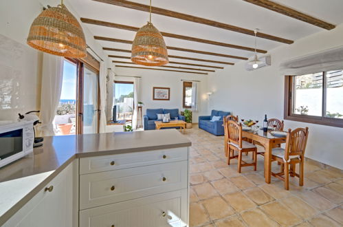 Photo 4 - 3 bedroom House in Calp with private pool and sea view