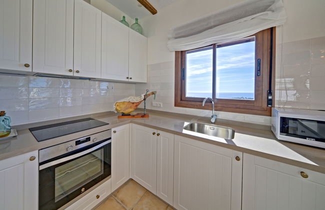 Casa de 4 quartos em Calp com piscina privada e jardim - Foto 10