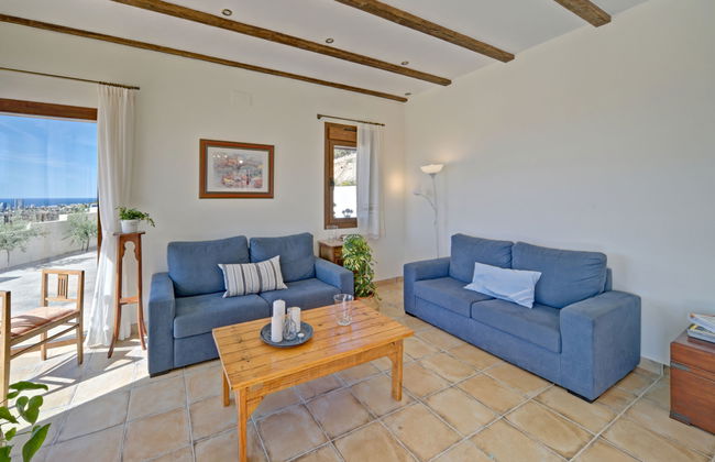 Casa de 4 quartos em Calp com piscina privada e jardim - Foto 7