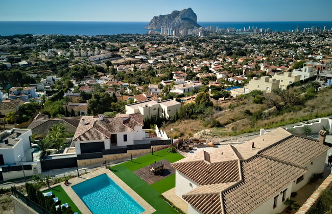 Casa de 4 quartos em Calp com piscina privada e jardim - Foto 28