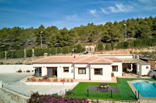 Foto 26 - Casa de 3 quartos em Calp com piscina privada e jardim