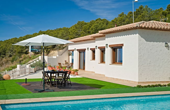 Casa de 4 quartos em Calp com piscina privada e jardim - Foto 21