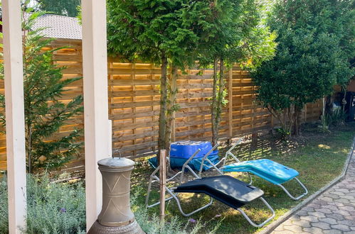 Photo 22 - Maison de 2 chambres à Balatonmáriafürdő avec piscine privée et jardin