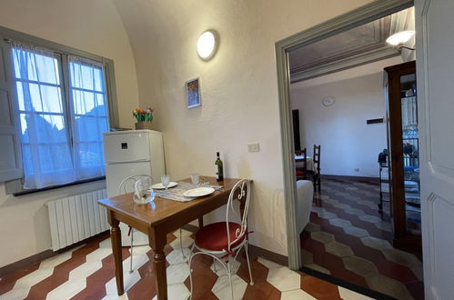 Photo 13 - 1 bedroom Apartment in Finale Ligure with garden and sea view