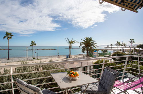 Photo 16 - 1 bedroom Apartment in Saint-Laurent-du-Var with terrace and sea view