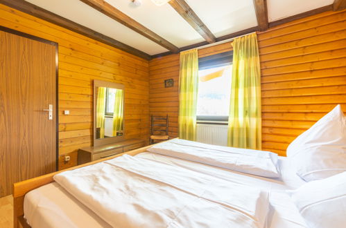 Foto 13 - Appartamento con 2 camere da letto a Arrach con vista sulle montagne